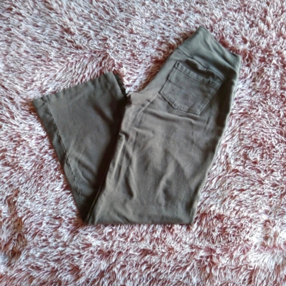 Shade flare leg comfy pants, size medium.